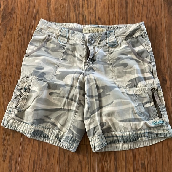 Camo shorts - Picture 1 of 4